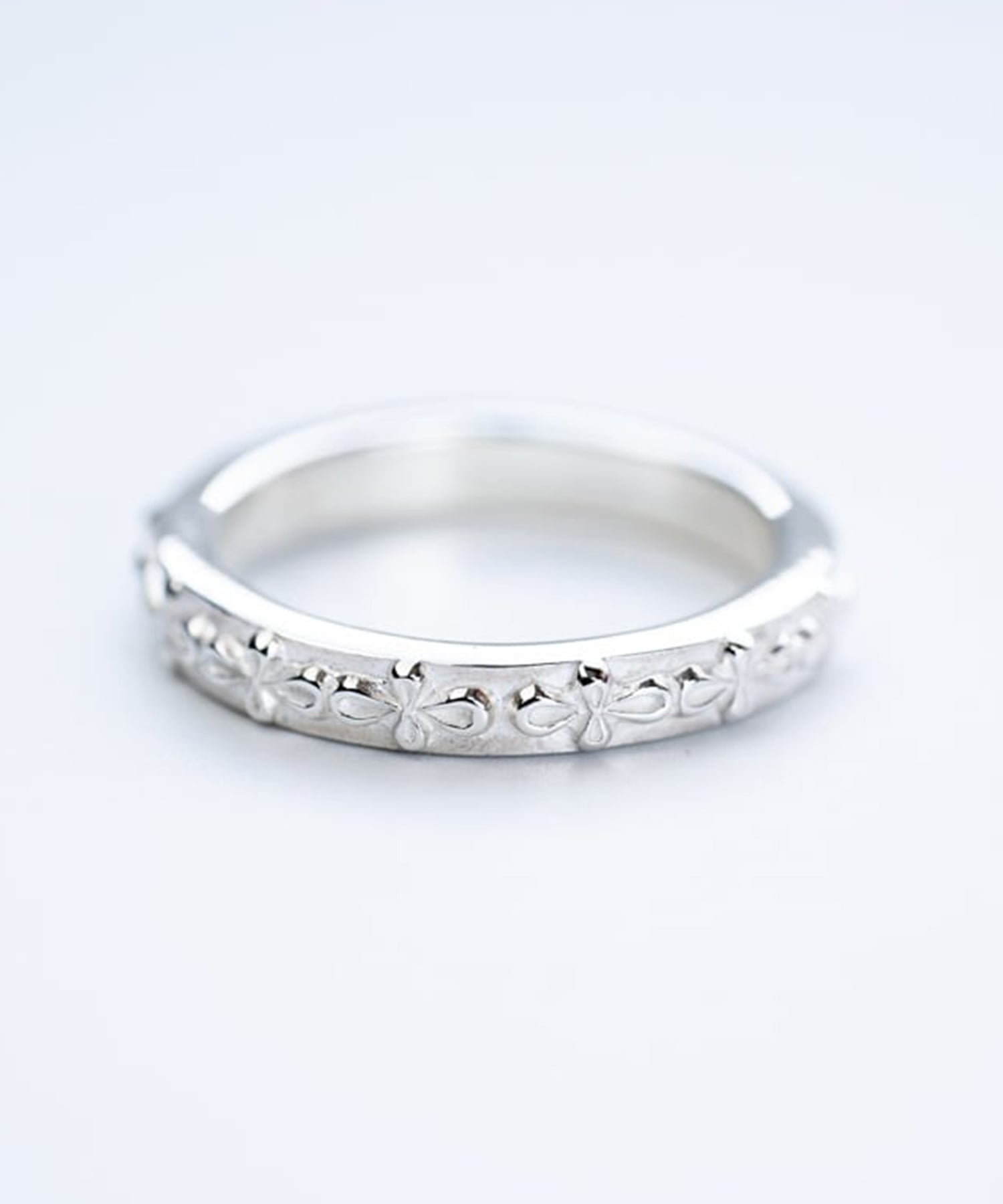 R-085 Mebiusu pattern ring