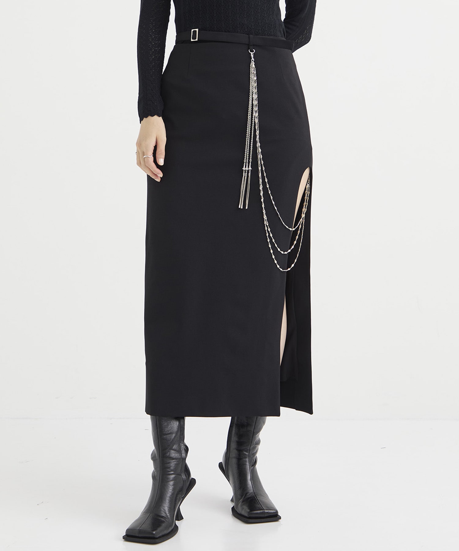 three long chain cut-out tight skirt
