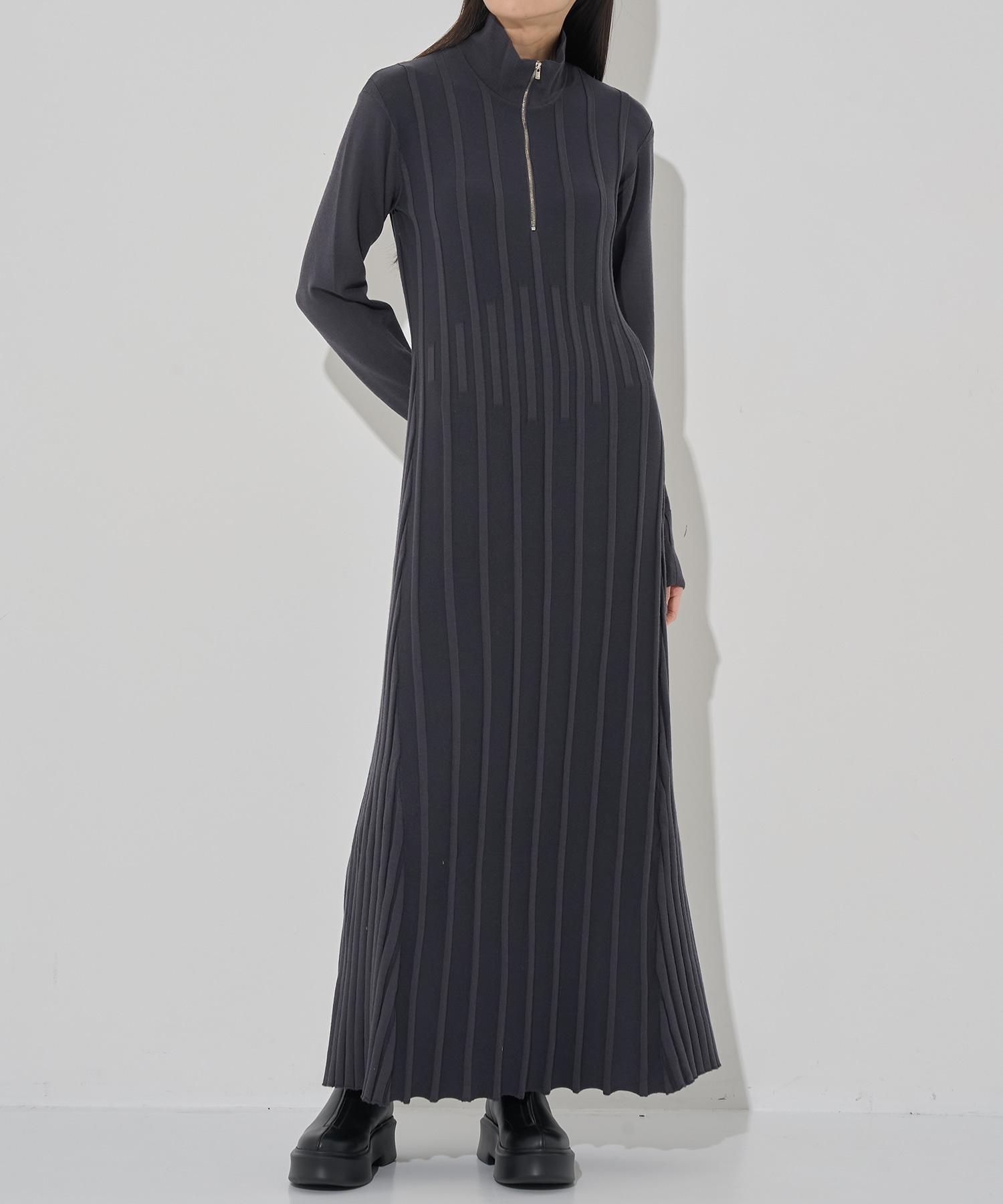 別注ZIP KNIT DRESS