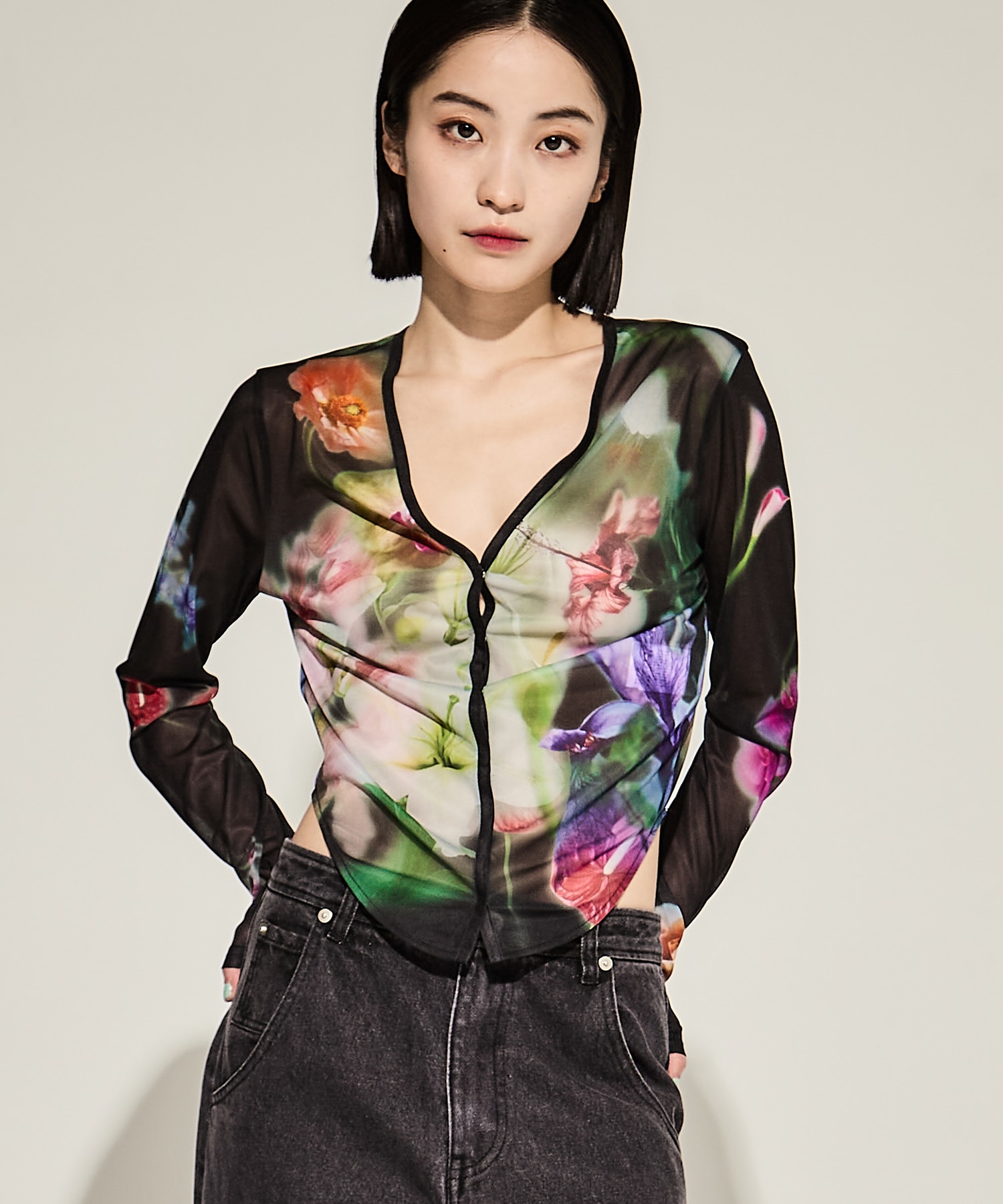 2WAY SMOKE FLOWER SHEER TOP