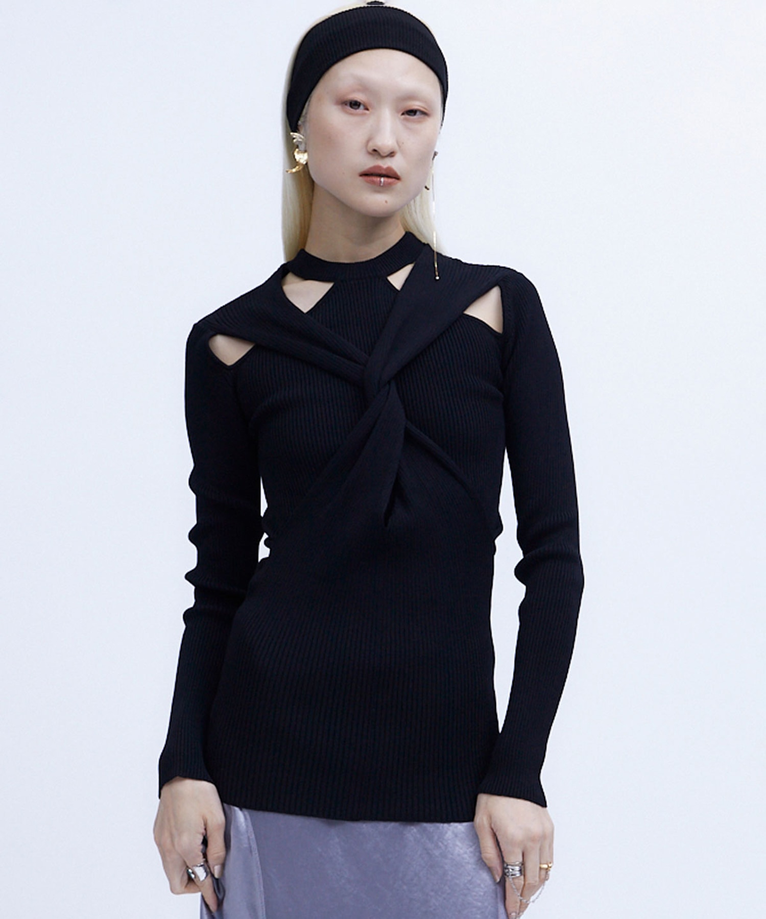 TWIST KNIT TOPS