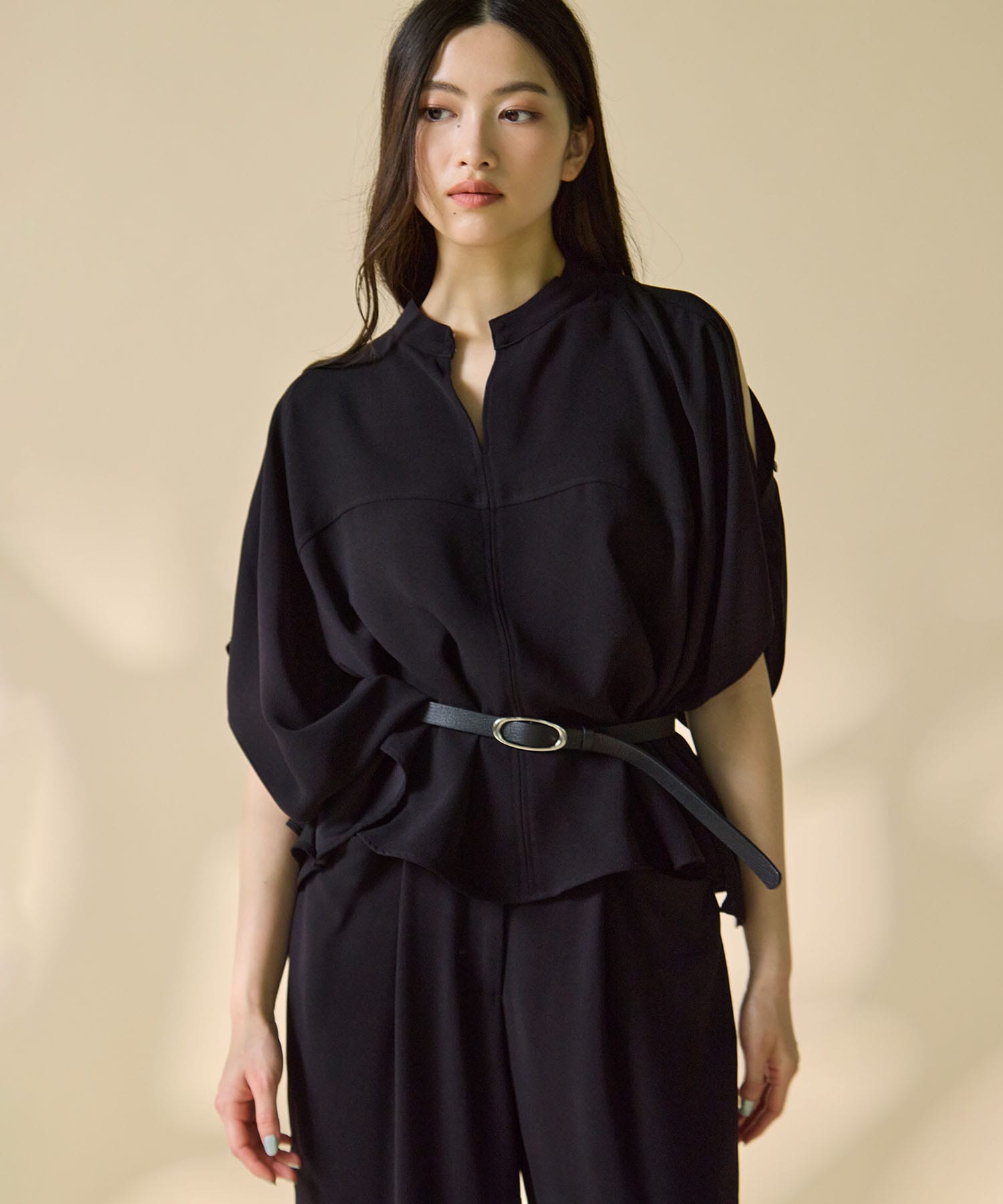 BACK SATIN DRAPE BLOUSE