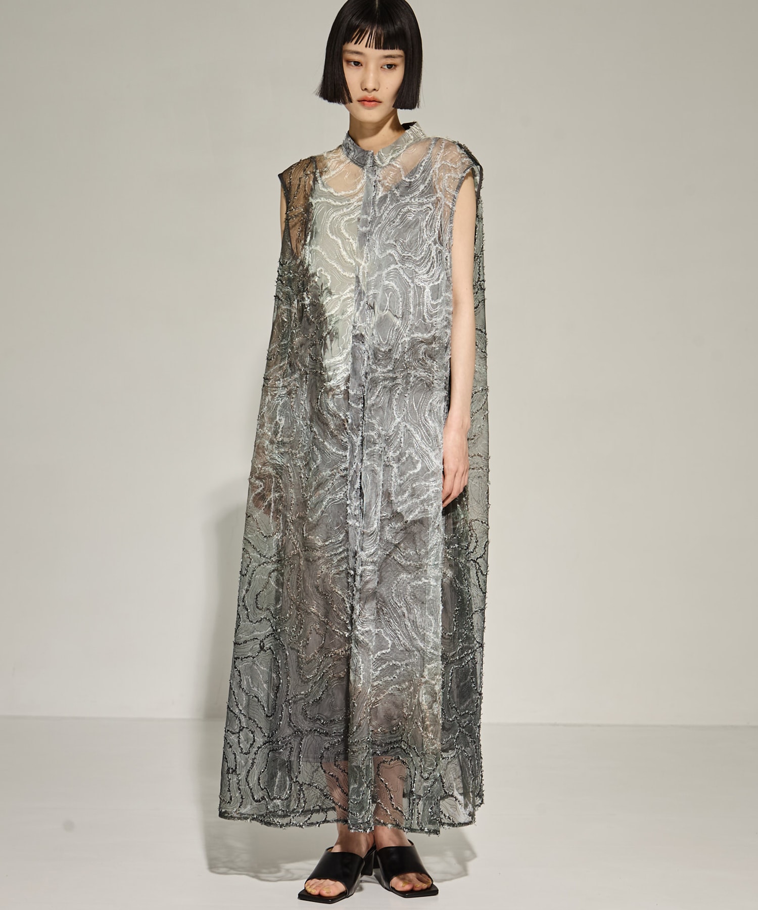 RIPPLE SHAGGY ART DRESS