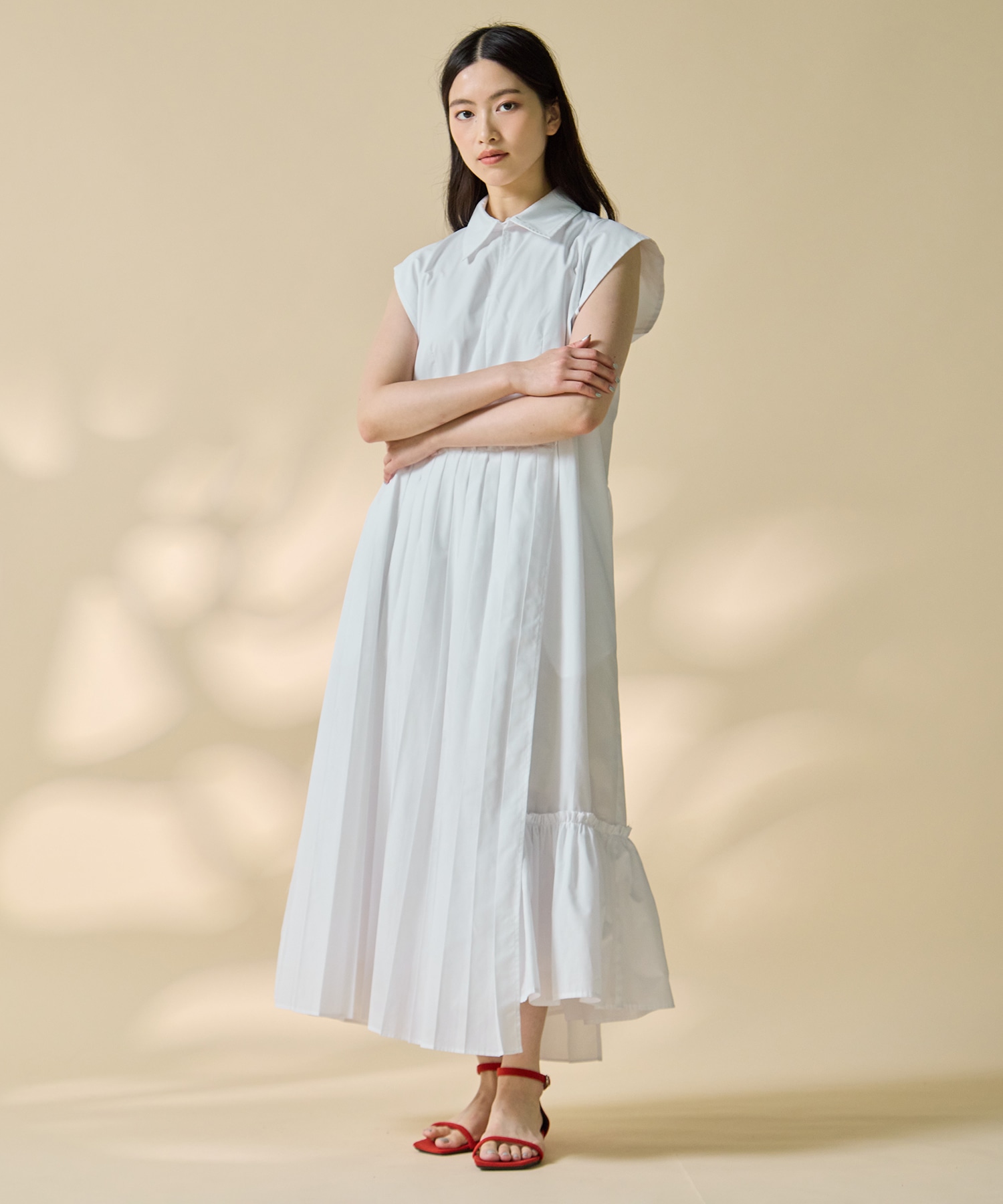 Asymmetry pleats one-piece