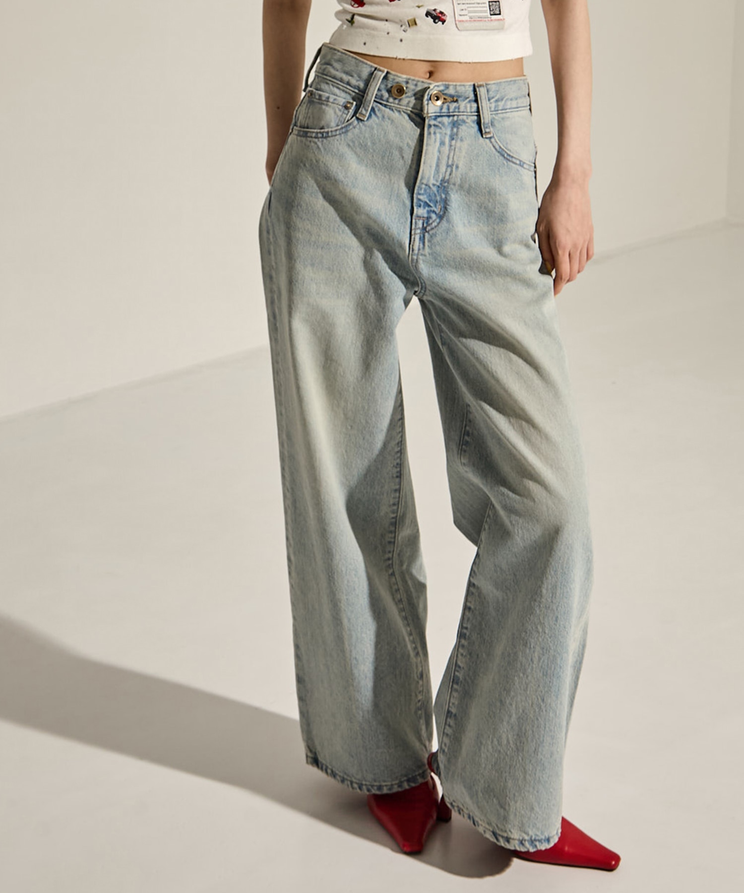 Semi Flare Dyed Jeans