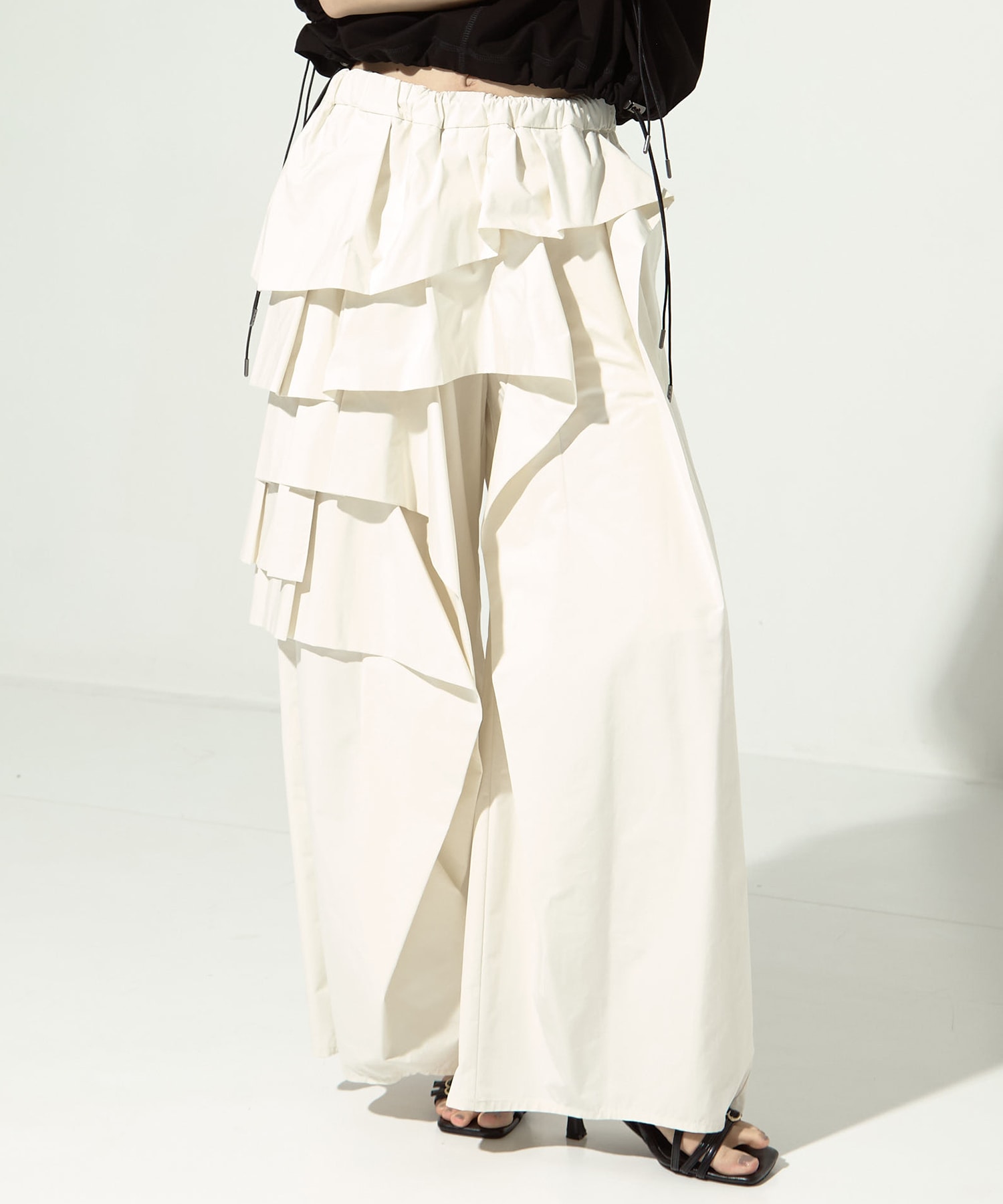別注RUFFLE PANTS