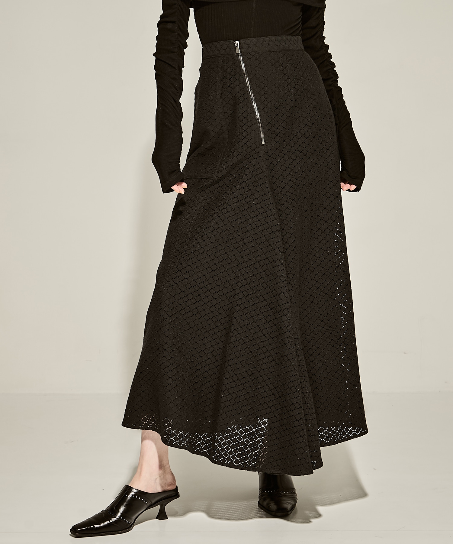 Sylvie front drape lace skirt BK