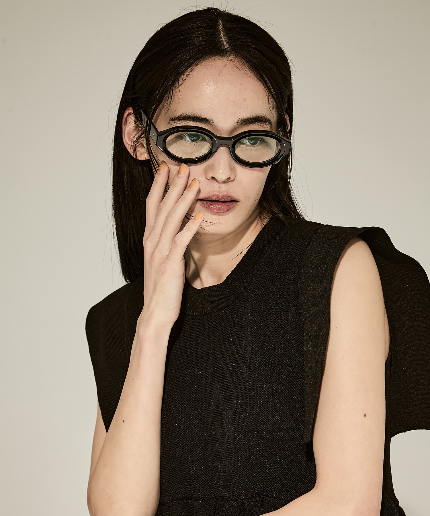 × BLANC OVAL TELEVISION-CUT GLASSES