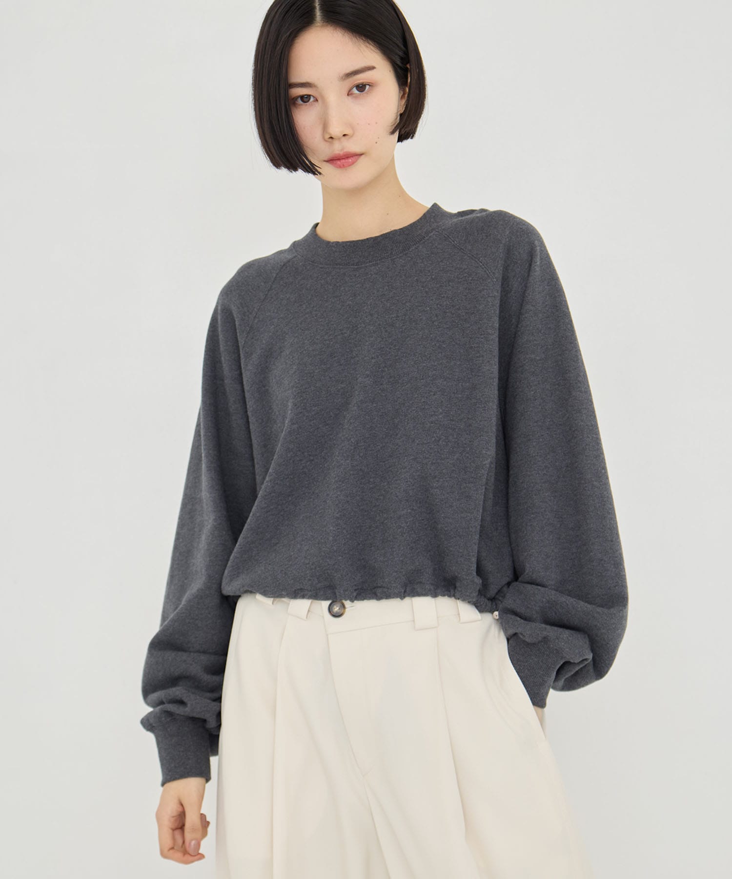 DRAWSTRING GATHER SLEEVE SWEAT SHIRT