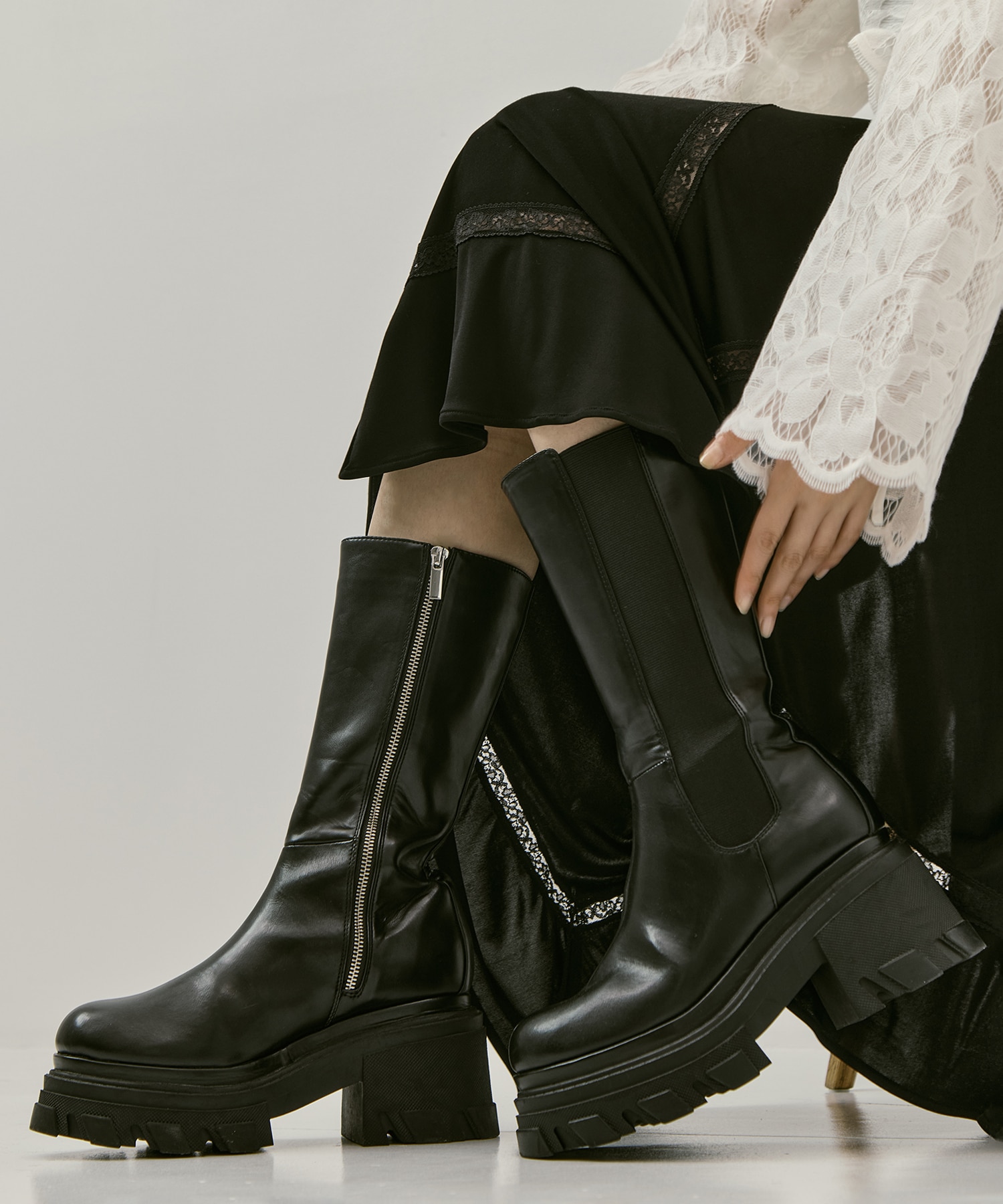 Side Goa Middle Boots