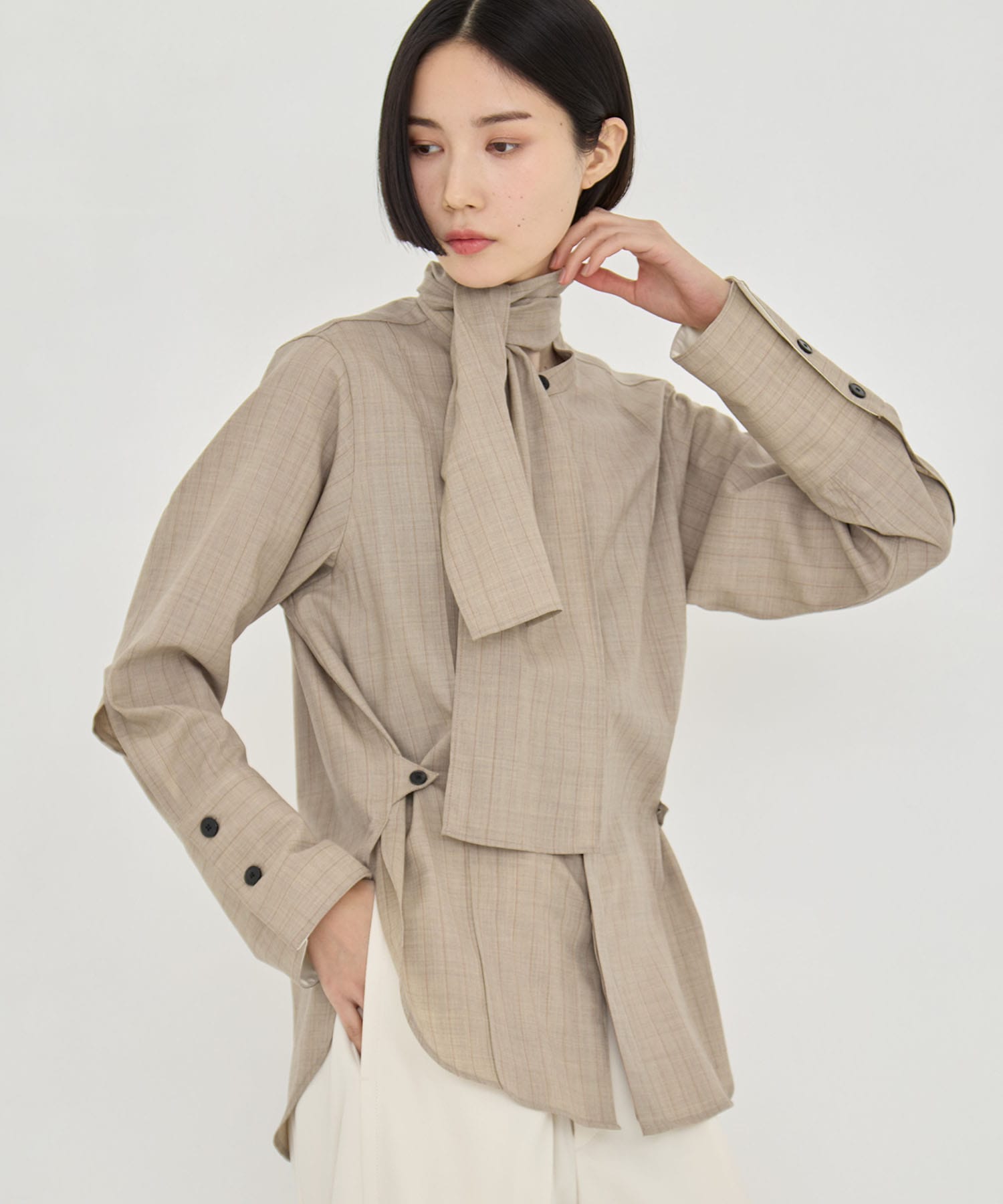 Waist Tucked Wool Shirt