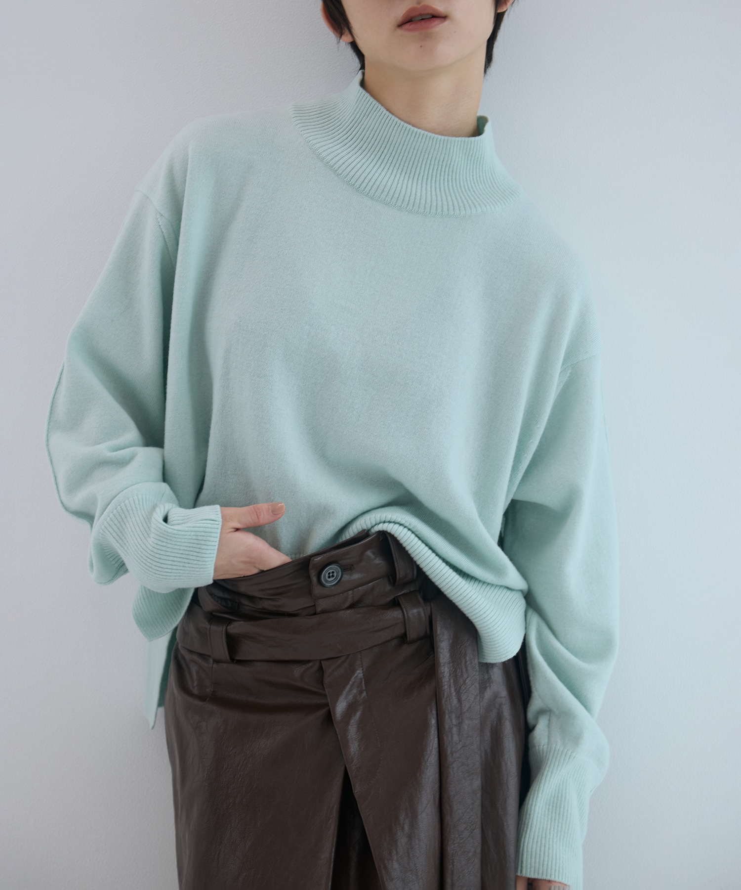 Merino Wool Turtle Neck Knit