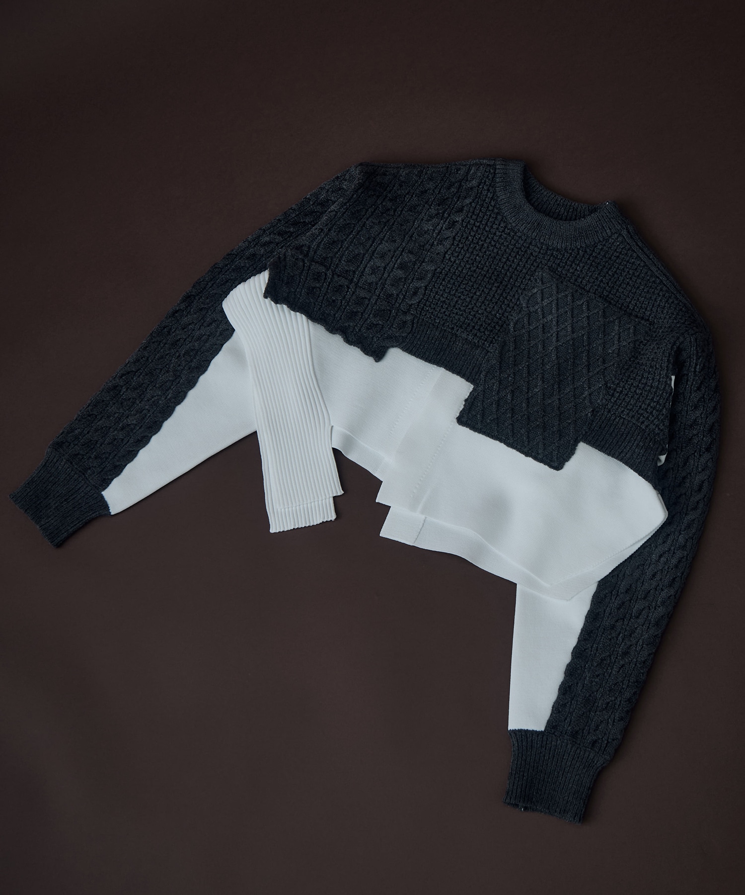 CABLE LAYER SHORT KNIT TOP