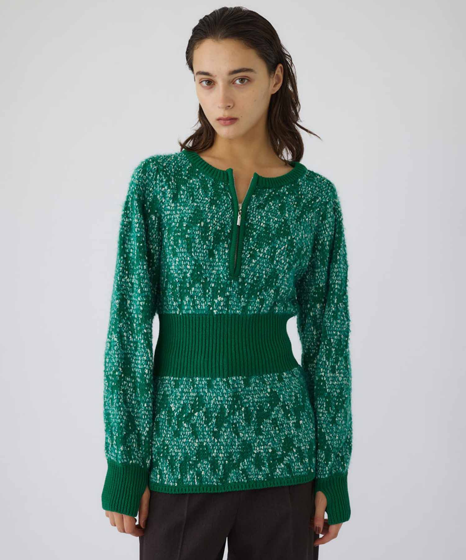 Waist switching knit tops