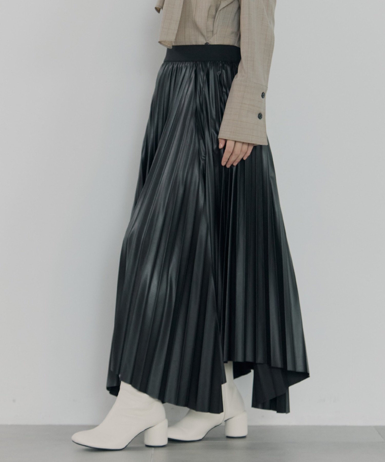 Faux Leather Pleated SK
