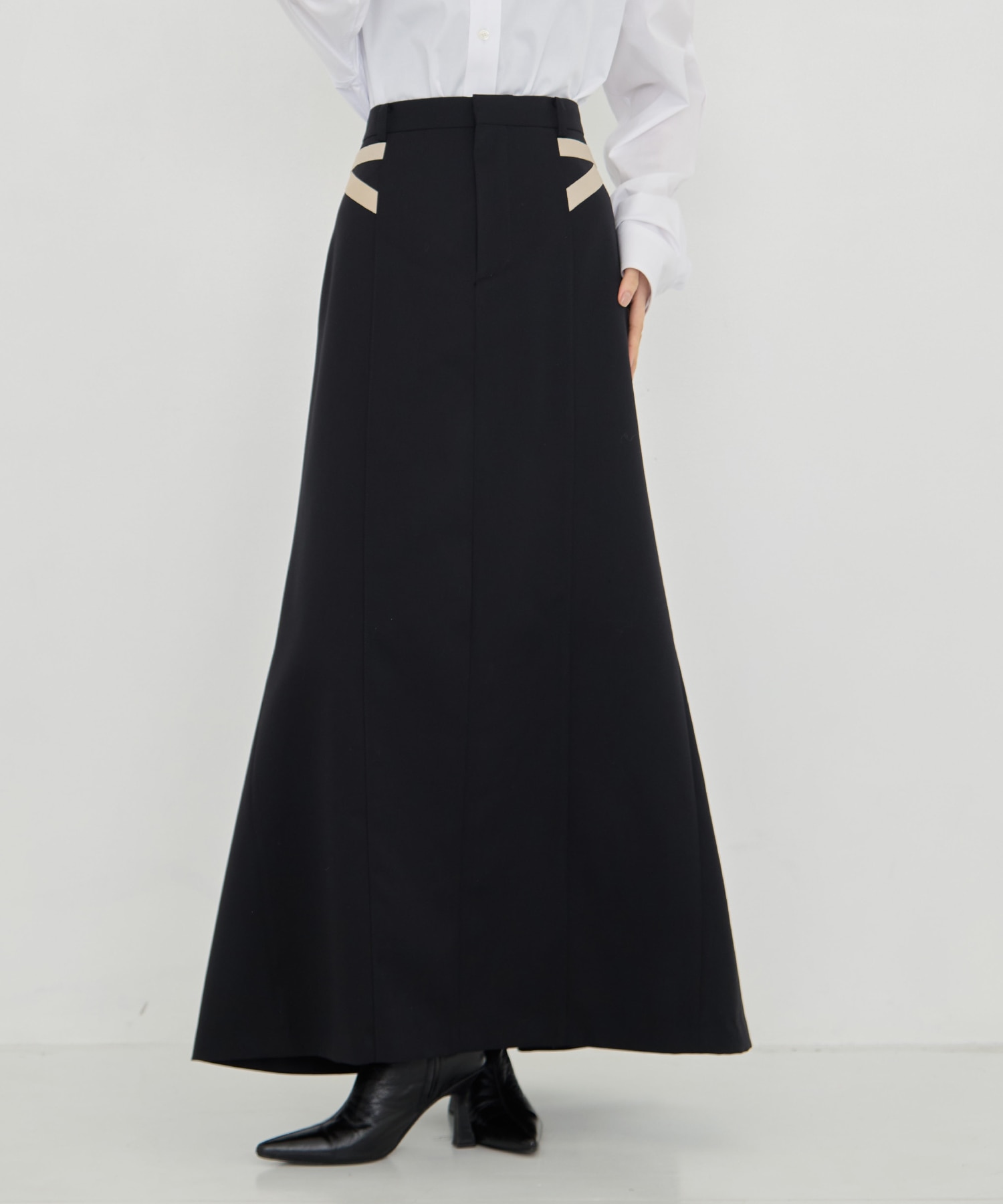 WOOL DOBBY SIDE STRAP SKIRT