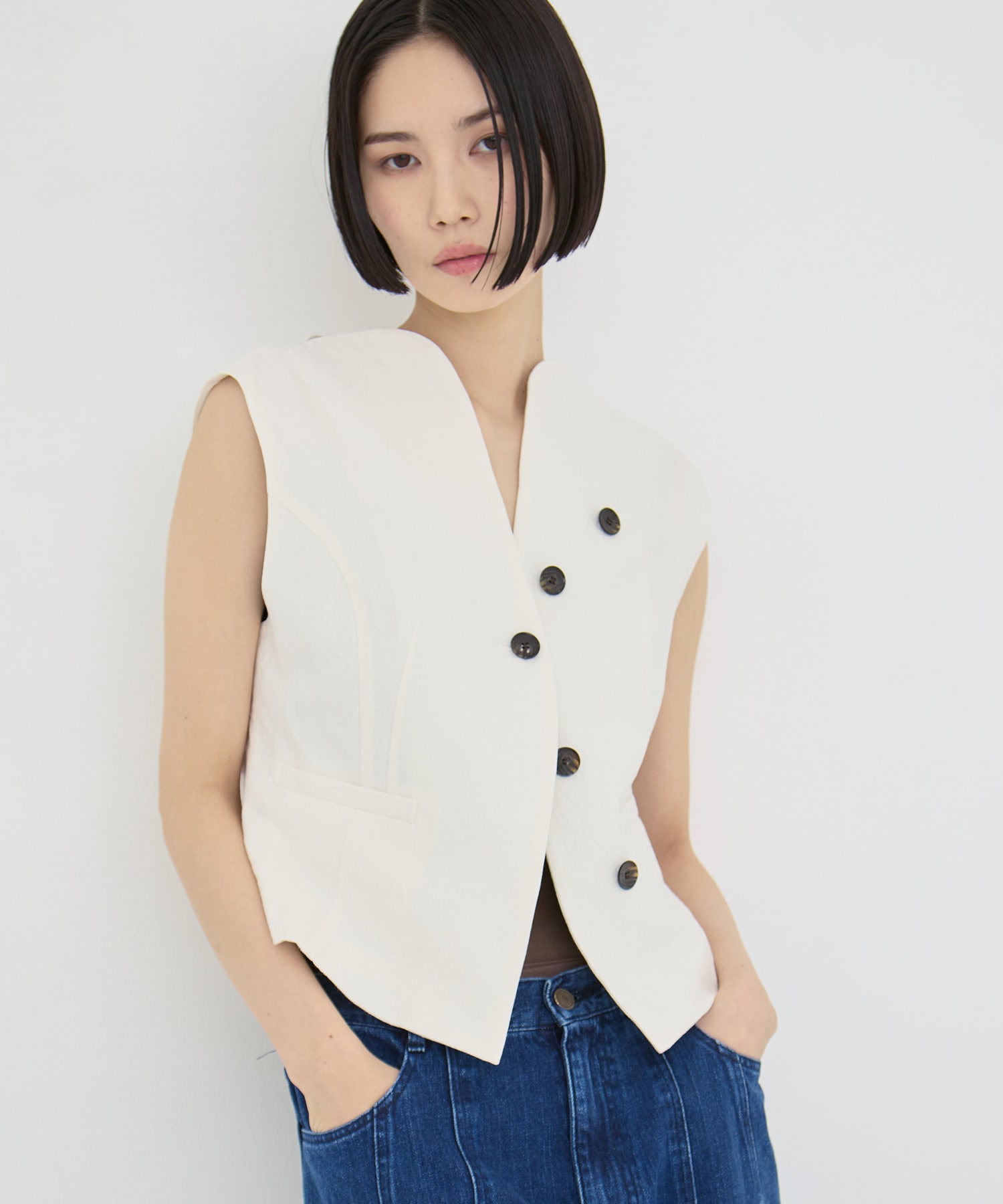 Sesilia vest