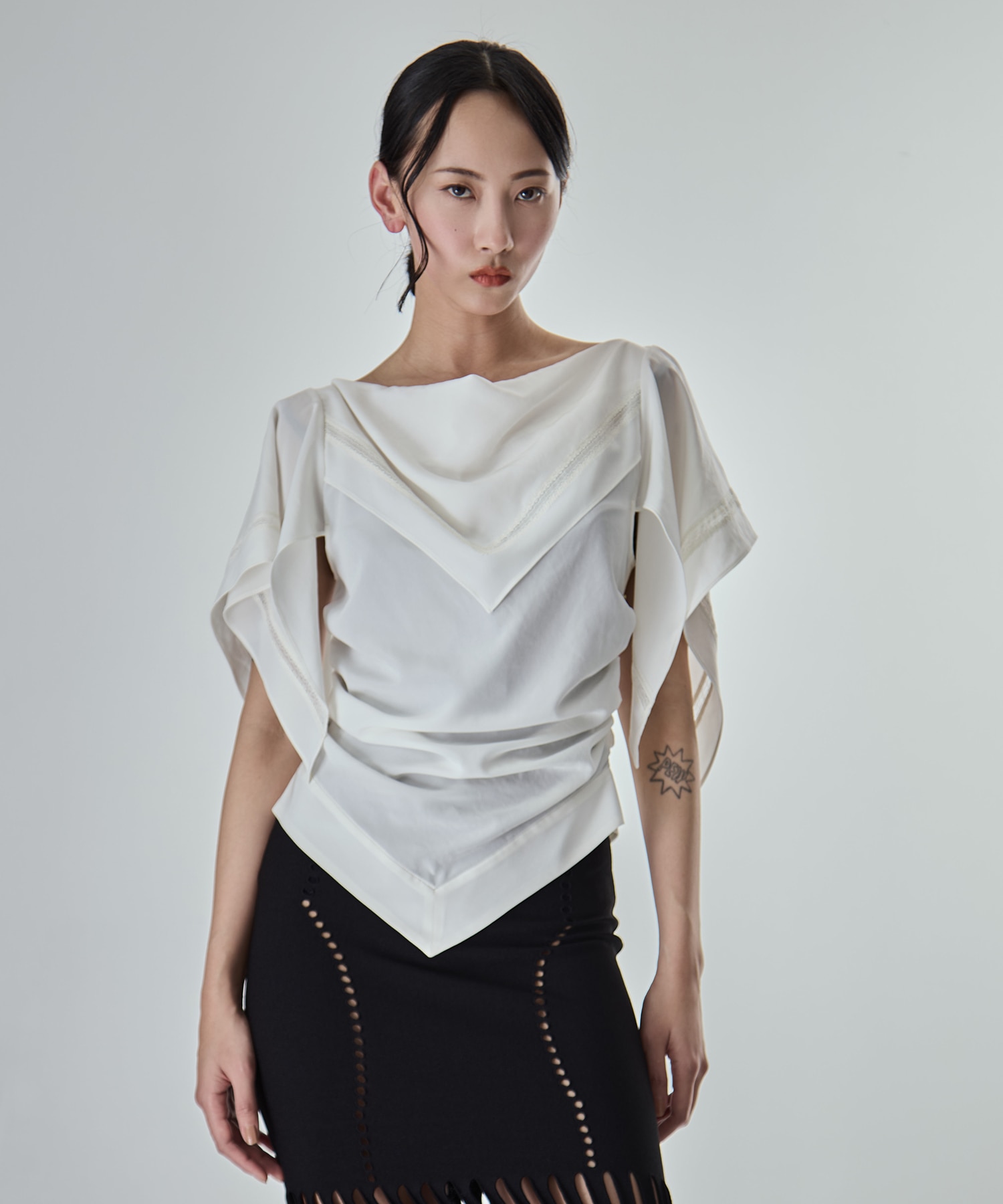 SCARF BLOUSE