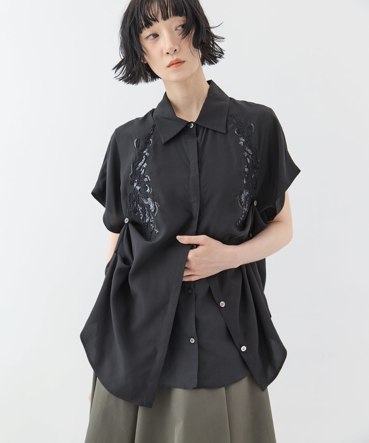 Veil embroidered shirt