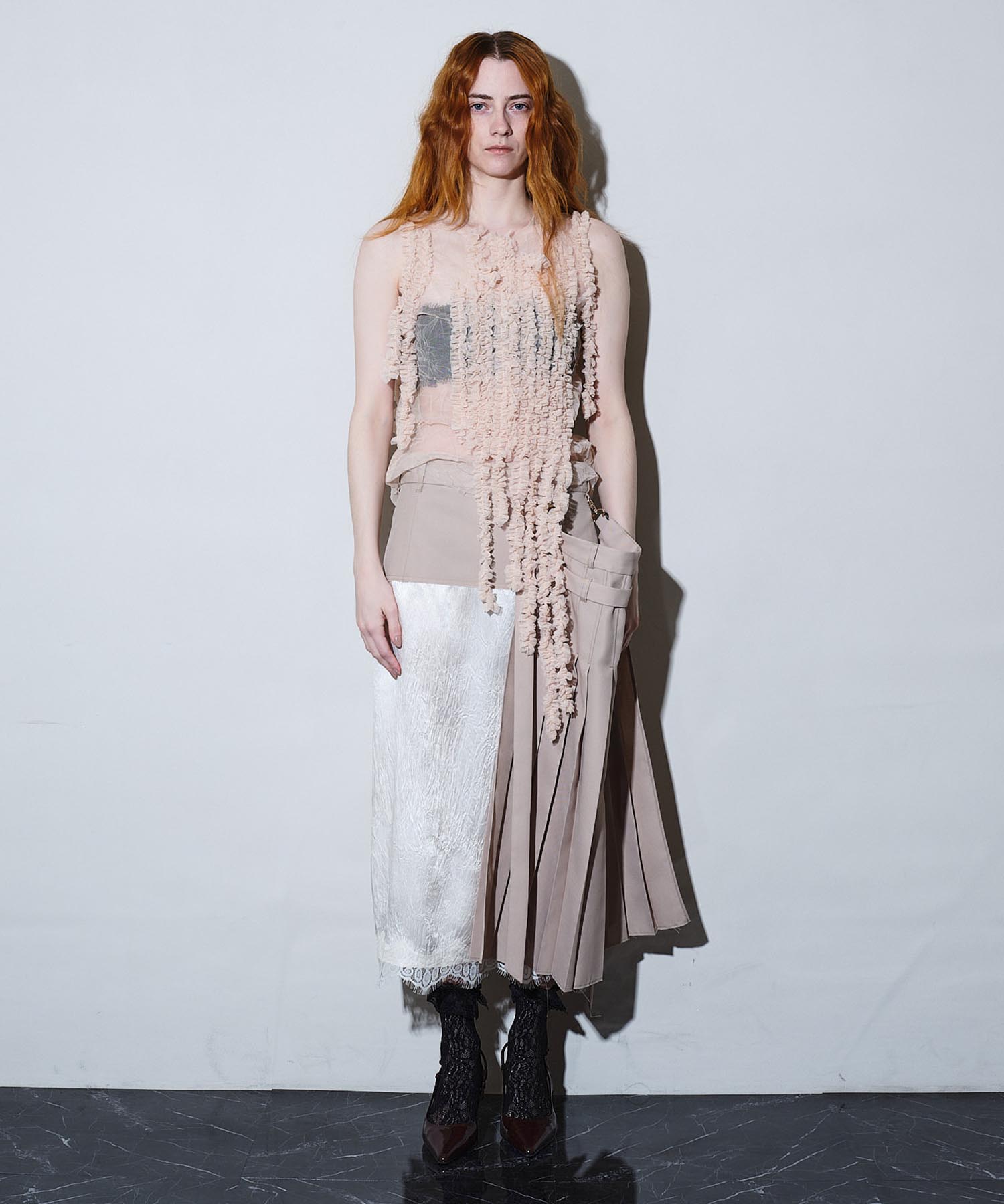Washer eternal frill blouse