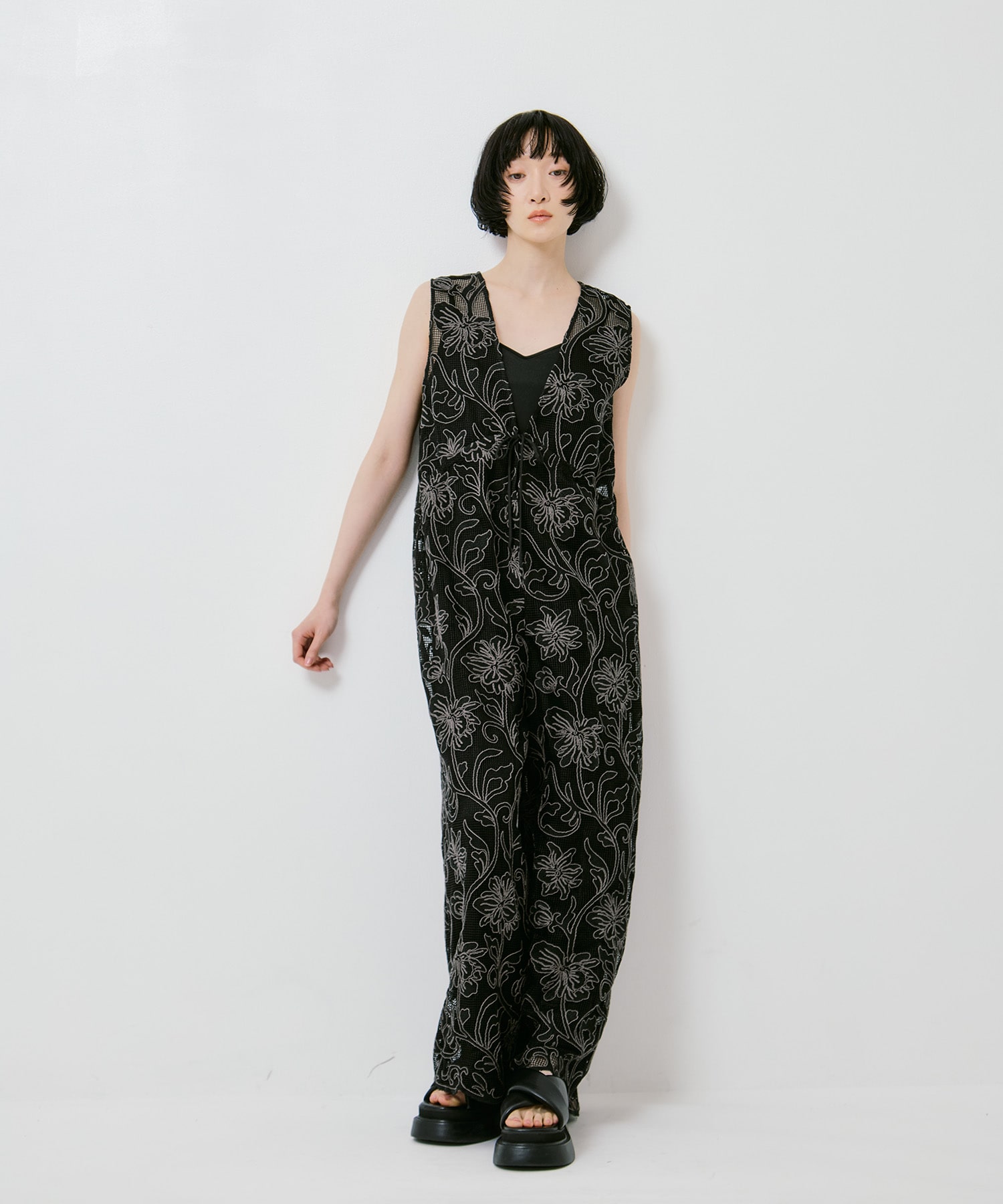 2WAY SILHOUETTE V NECK ROMPERS