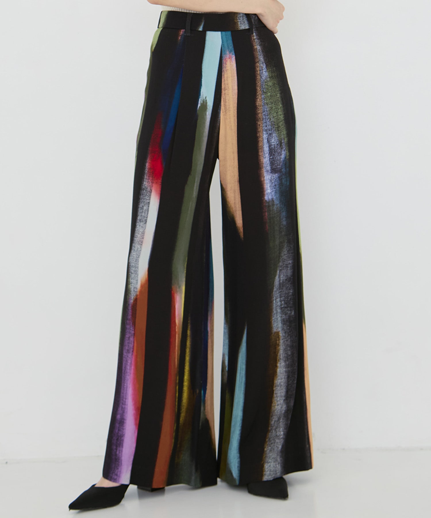 Empty stripe pants
