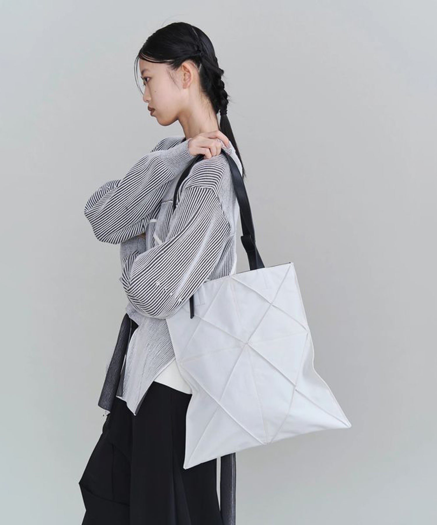 ORIGAMI BLOCK TOTE
