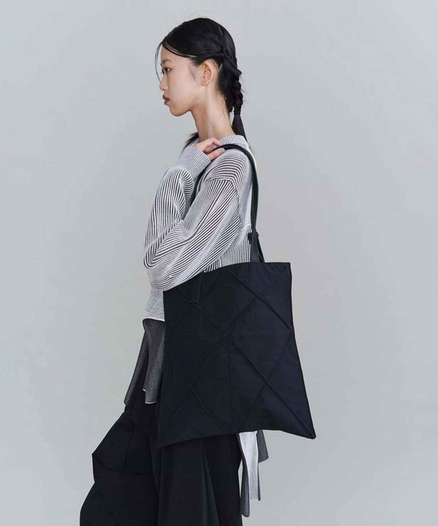ORIGAMI BLOCK TOTE