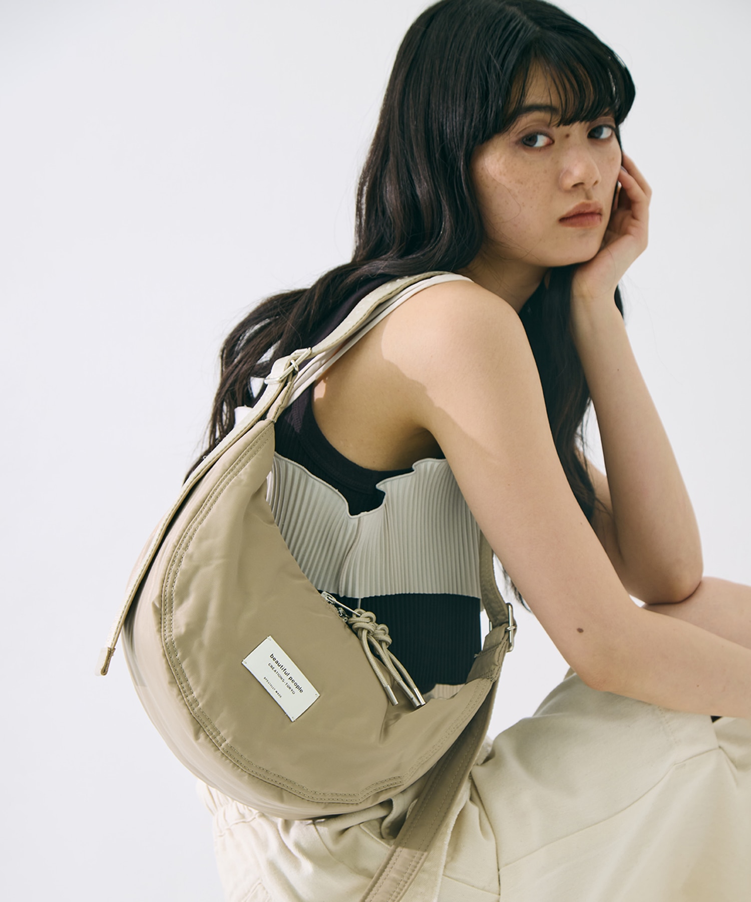 別注nylon moon shoulder bag
