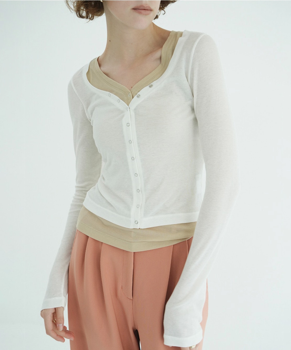 CURVED NECK LAYERED SET TOPS