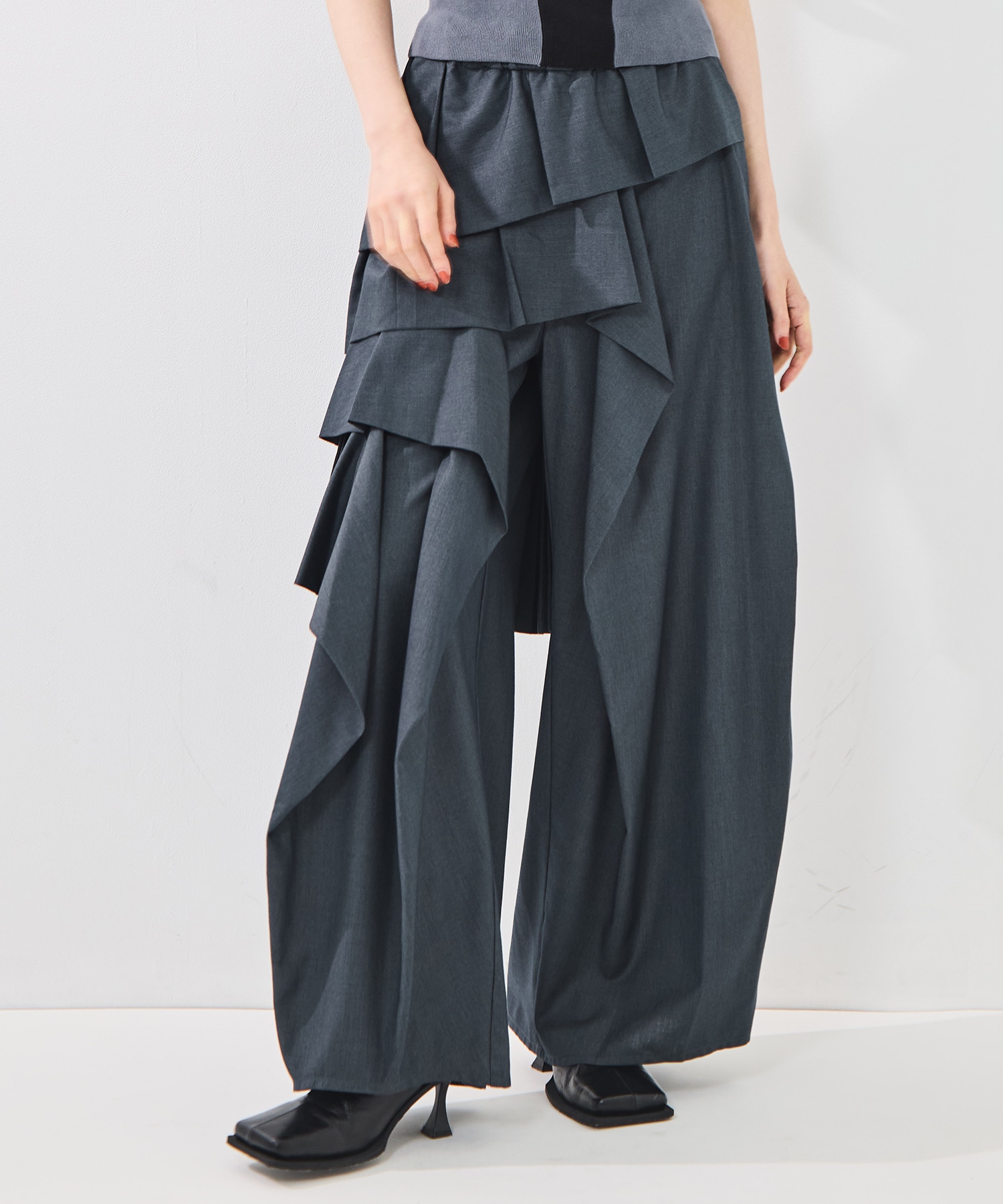 RUFFLE PANTS