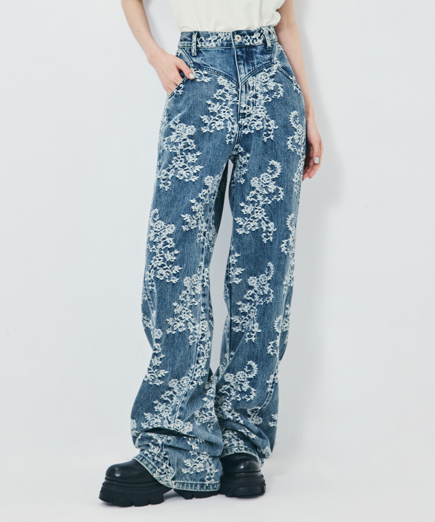 LACE-JACQUARD DENIM STRAIGHT JEANS