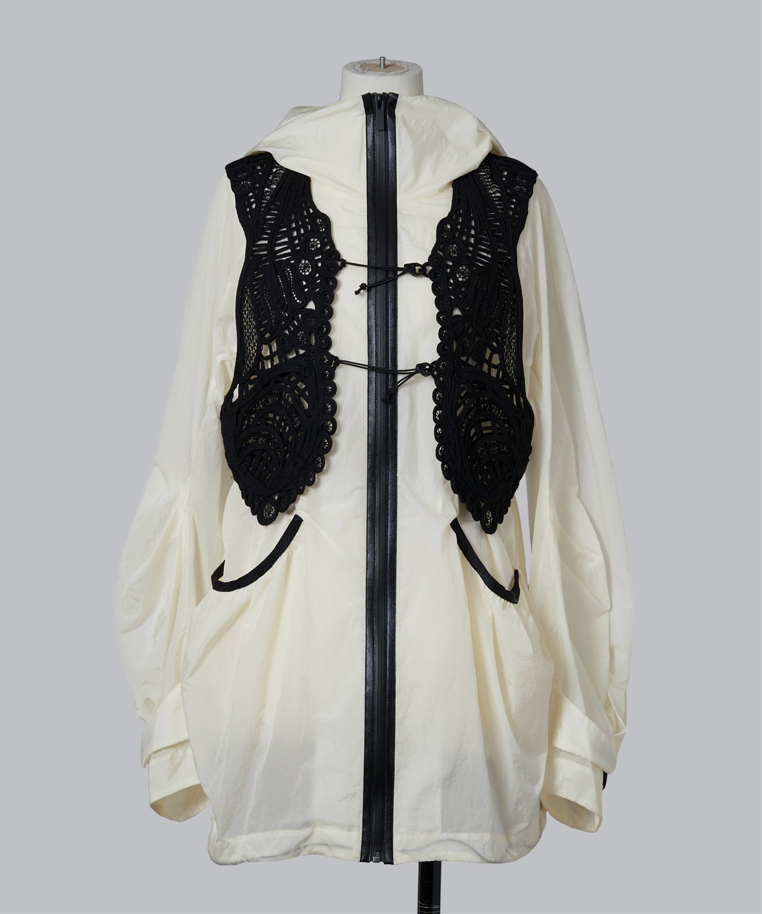 Nylon Oversized Jacket with Cording Embroidery Vest